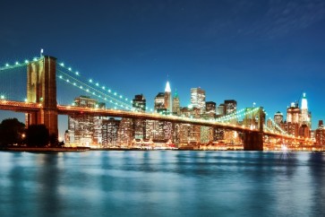 New York City - Brooklyn Bridge Light Exposed