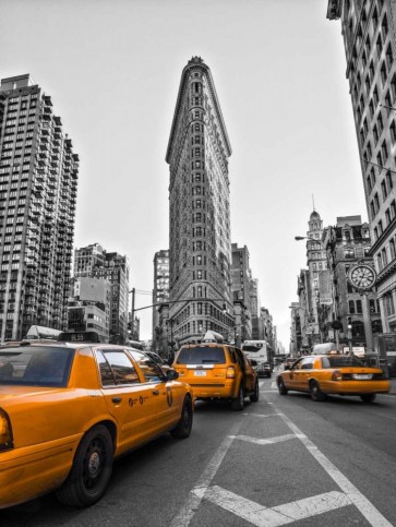 Assaf Frank - Traffic in front of Flatiron Building, Manhattan, New York