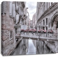 Assaf Frank - Small bridge over narrow canal-Venice-Italy